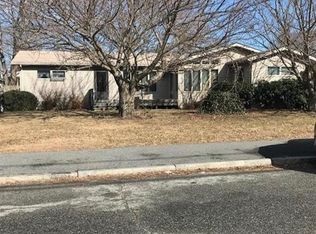 34 Saxon St, Fall River, MA 02720