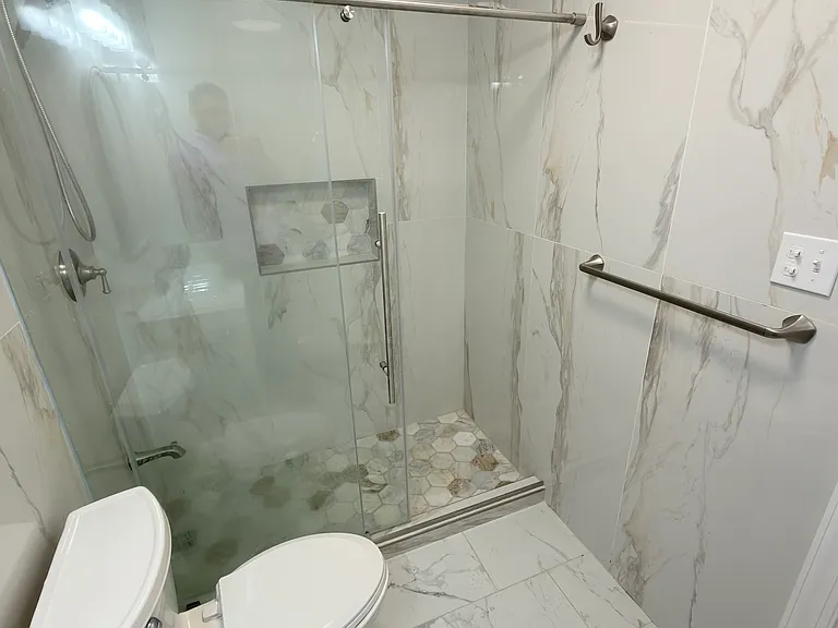22 Roosevelt St #1 — Photo 12