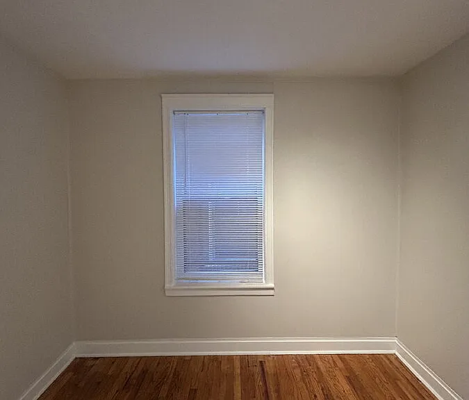 4950 Sutherland Ave #1F — Photo 9