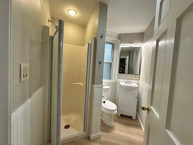 5 Braemore Rd #R — Photo 11