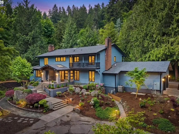 1515 S Radcliffe Ct, Portland, OR 97219