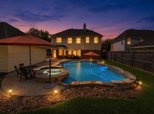 2222 Scenic Shore Dr, Seabrook, TX 77586