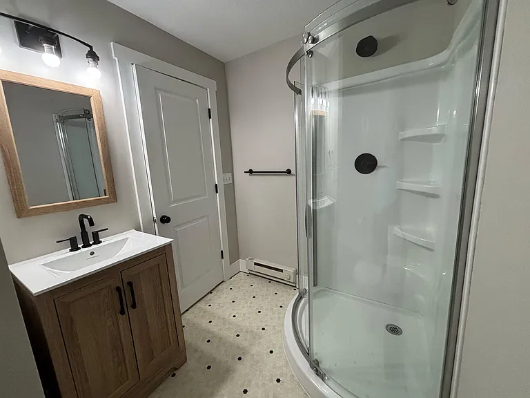 630 Broadway St #C — Photo 7