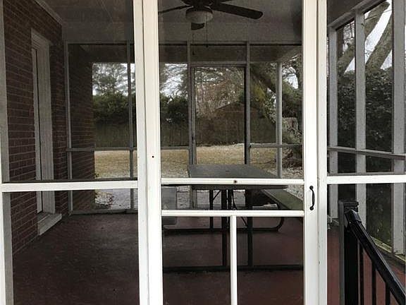 4th image of 327 Jordan Dr