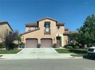 6752 Fleuve Cir, Corona, CA 92880