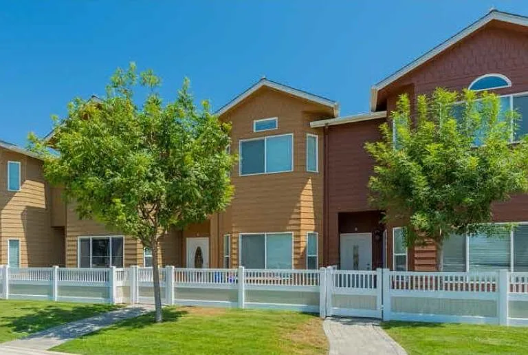 1922 Kelly Ave #2 — Photo 25