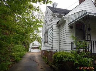 212 E Ravenwood Ave, Youngstown, OH 44507