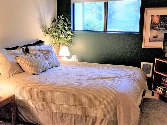 5th image of 1000 SE Bay Blvd #420