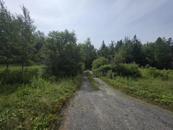 83 Main Street, Palmyra, ME 04965