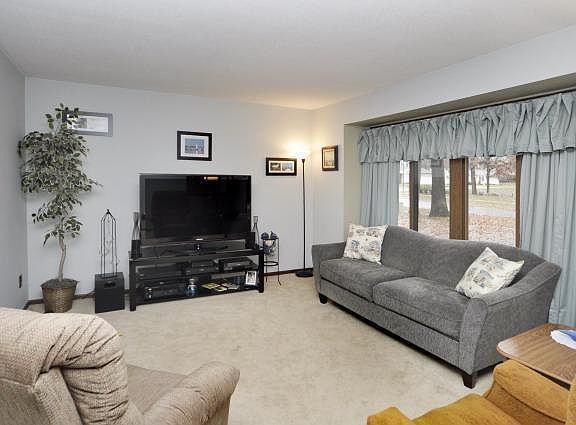 3rd image of 2328 Glen Valley Dr NW
