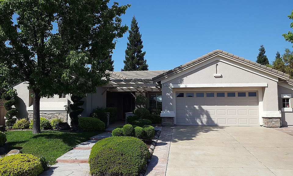 1st image of 1020 Shadow Glen Pl