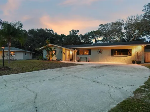 2101 Poinciana Ter, Clearwater, FL 33760