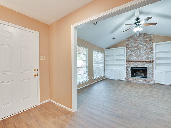 4th image of 13218 Ascot Glen Ln