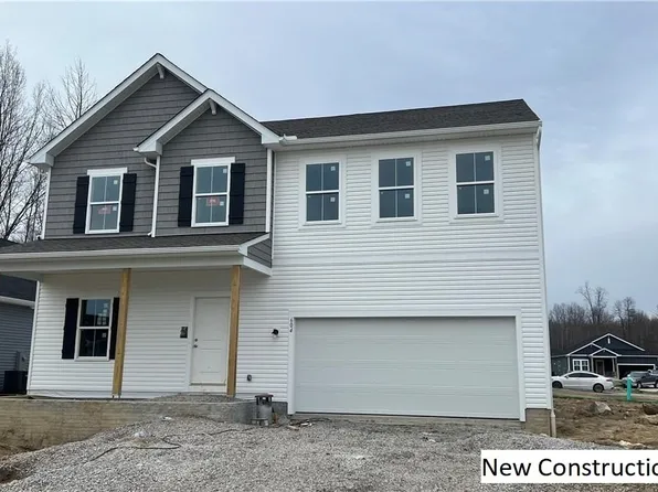604 Cedarwood Trl, Elyria, OH 44035