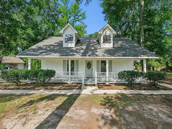 17431 Summerfield Rd N, Prairieville, LA 70769