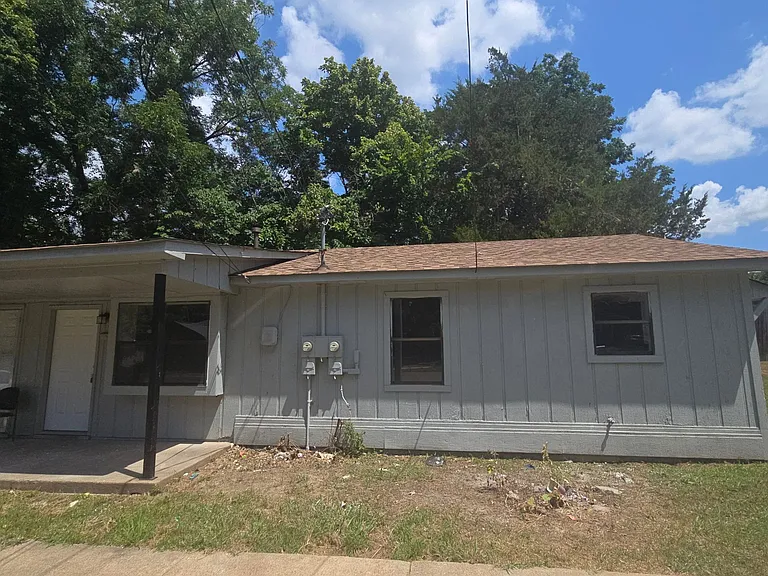 408 Simonton St — Photo 1