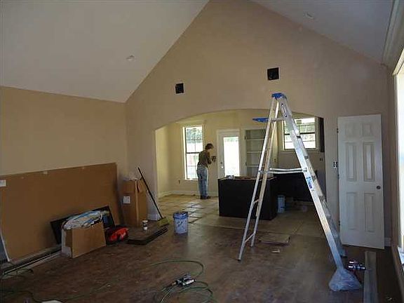 3rd image of 107 Milton Estates Ln