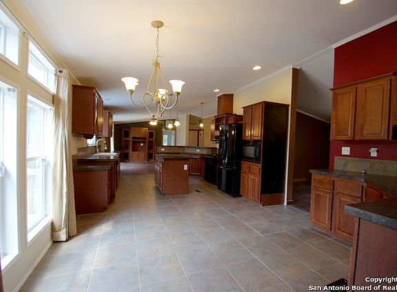 2nd image of 375 Joel Ln