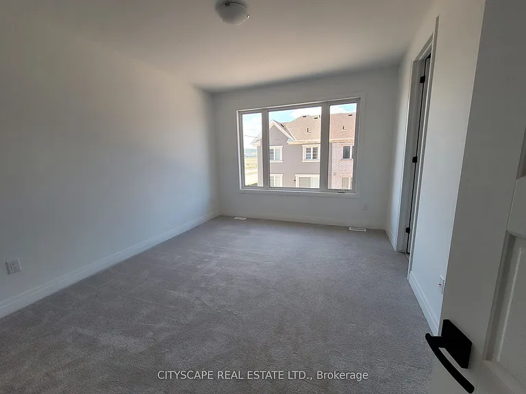 493 Boyd Ln — Photo 3