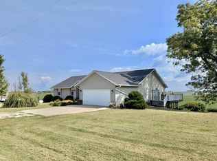 720 Smit Rd, Prophetstown, IL 61277