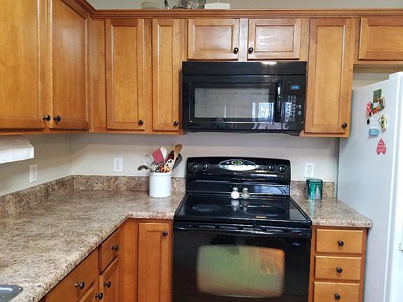 KITCHEN APPLIANCES