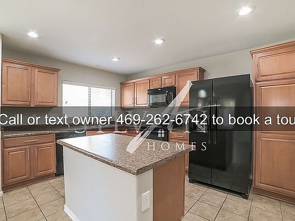 4th image of 4924 N 108th Dr
