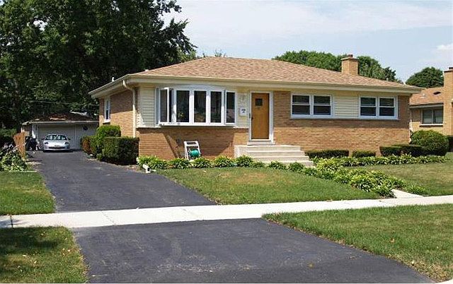 1st image of 580 Vassar Ln