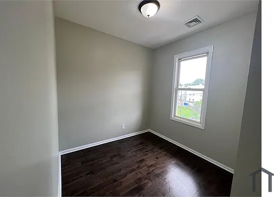 908 Bergen St #3 — Photo 1