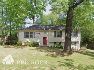 609 Bienville Ln, Birmingham, AL 35213