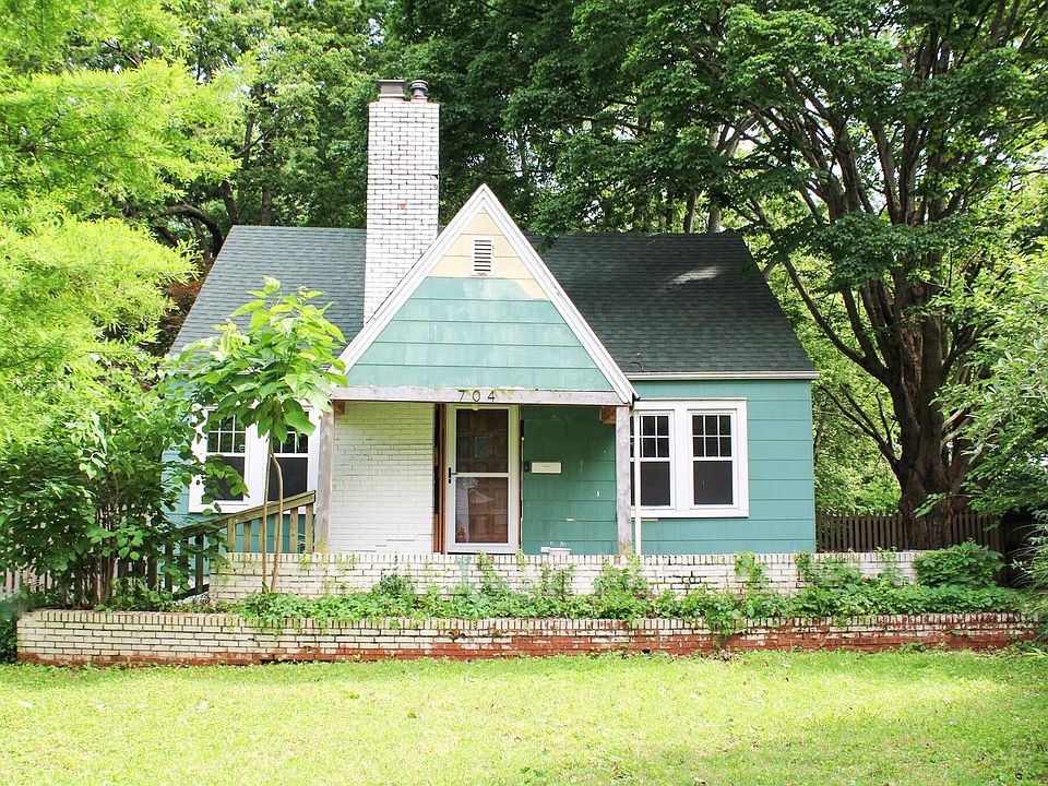 704 W Tracy Street, Springfield, MO 65807 | Zillow