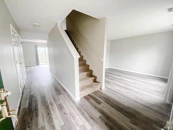 5th image of 3057 Goddard Ct