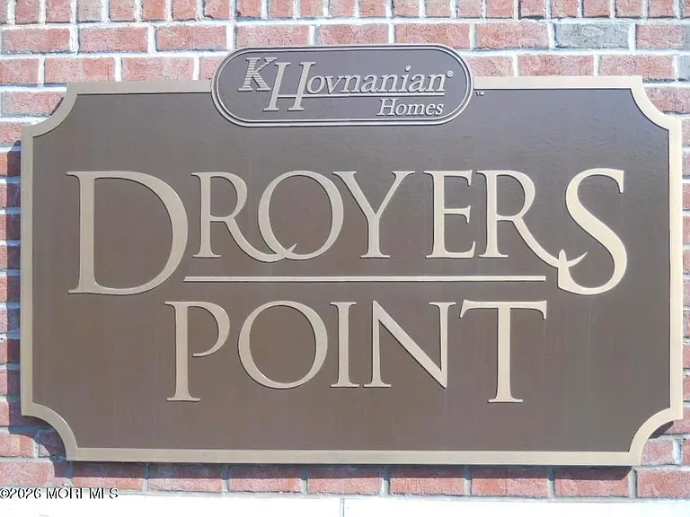 24 Tottenham Ct — Photo 22