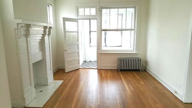 2nd image of 3057 W Eastwood Ave #2