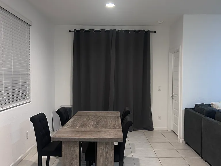 32308 N Bradley Pl — Photo 12