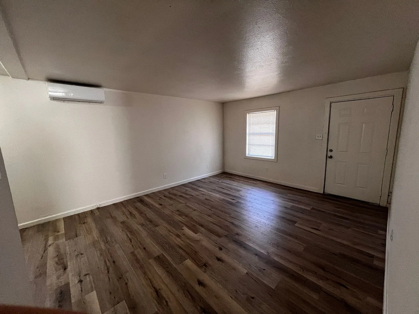 3 Bedroom 1 Bath House — Photo 3