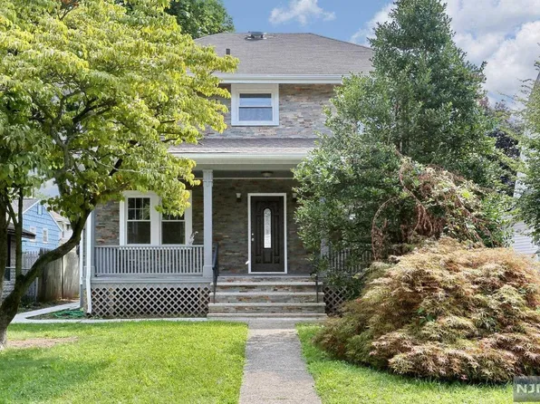 109 Depew St, Dumont, NJ 07628