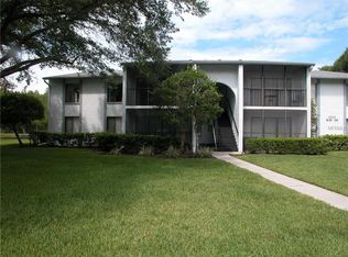 1337 Pine Ridge Cir E APT A2, Tarpon Springs, FL 34688