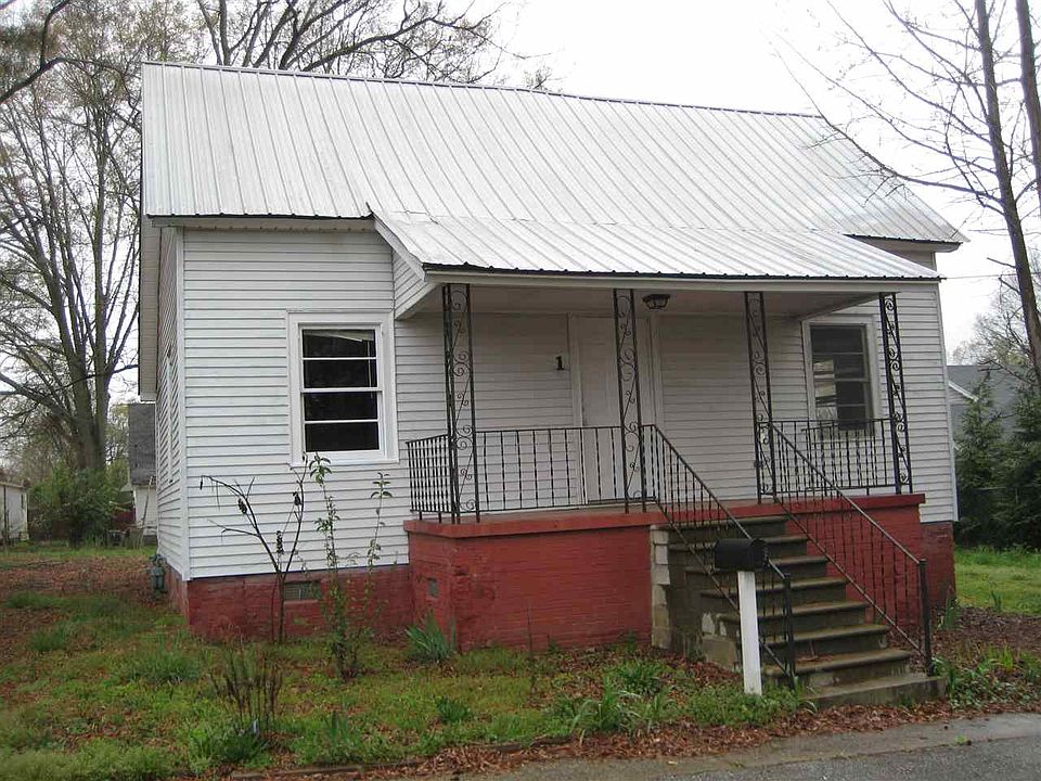 2nd image of 309 Lewis St
