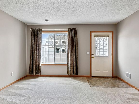 3rd image of 7065 139th Ave NW