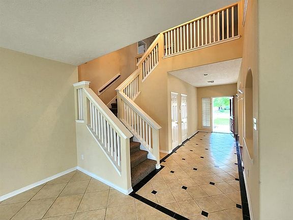 4th image of 9411 Vander Rock Dr