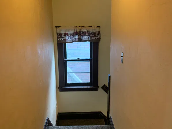544 Memorial Pkwy #2, Niagara Falls, NY 14301