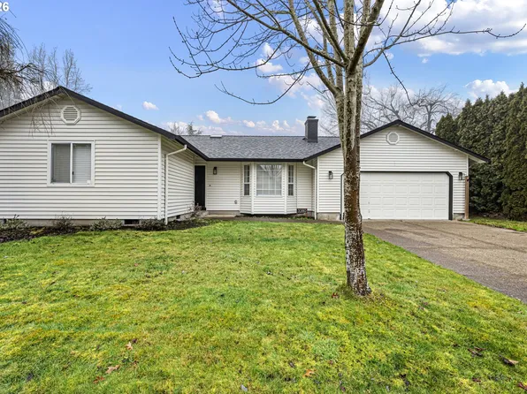 3380 Honeywood St, Eugene, OR 97408