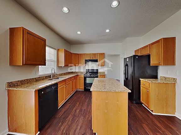 3rd image of 3507 Lusby Ct
