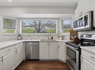 16080 82nd Ave #109, Surrey, BC V4N 0N6