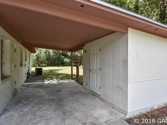 3rd image of 1343 NE 31st Ave