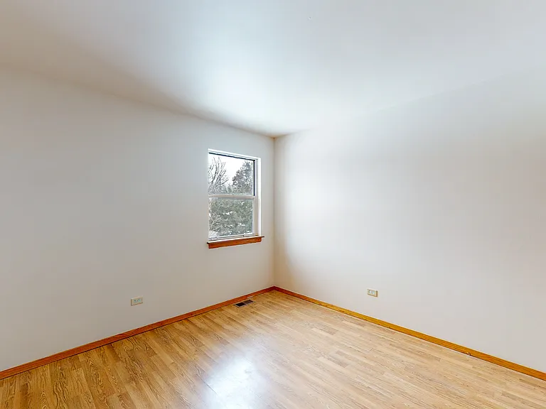 468 Minnesota Cir — Photo 27