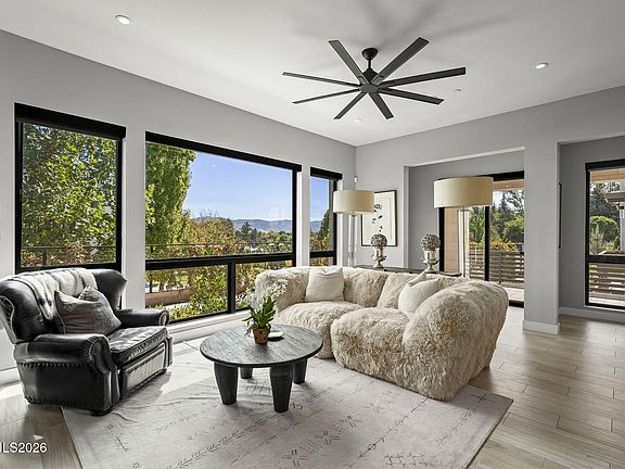 4th image of 76 Caballada St