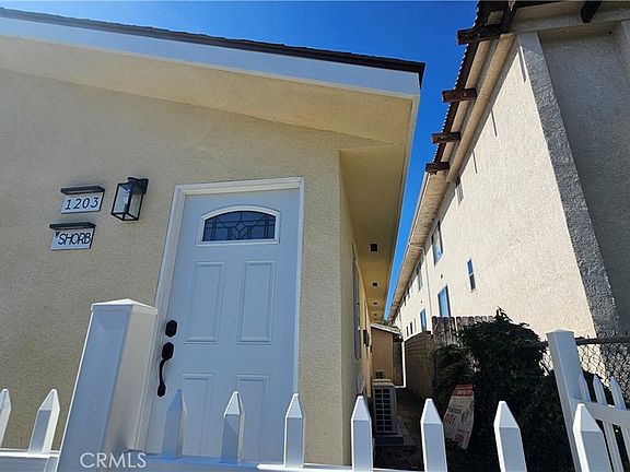 2nd image of 1203 Shorb