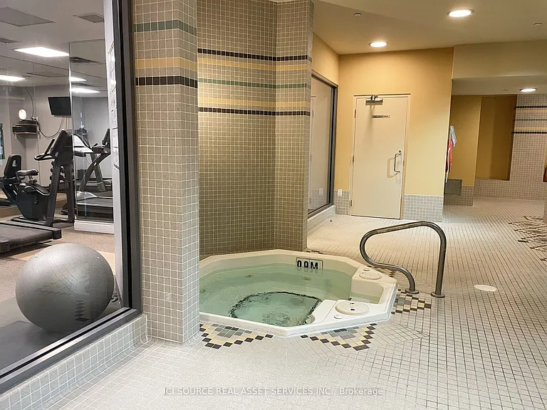 21 Hillcrest Ave #206 — Photo 7