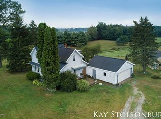 2601 Hammond Rd, Hastings, MI 49058